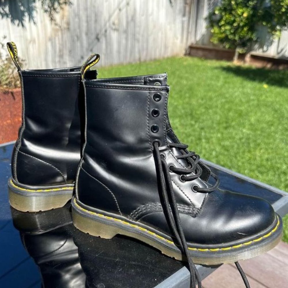 Dr Martens 7